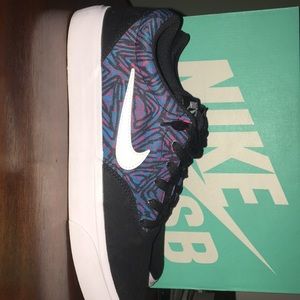 Nike SB Charge CNVS PRM